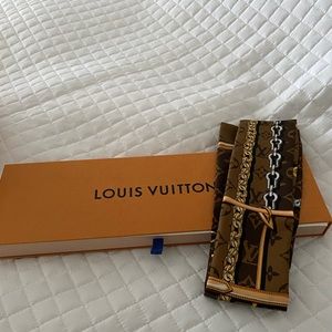 Louis Vuitton monogram confidential bandeau